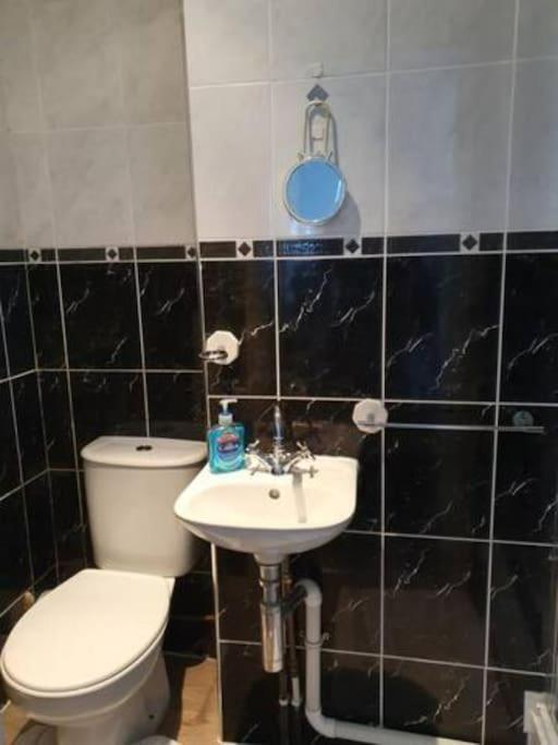 Orme View Dog Friendly Apartment Llandudno Exterior foto